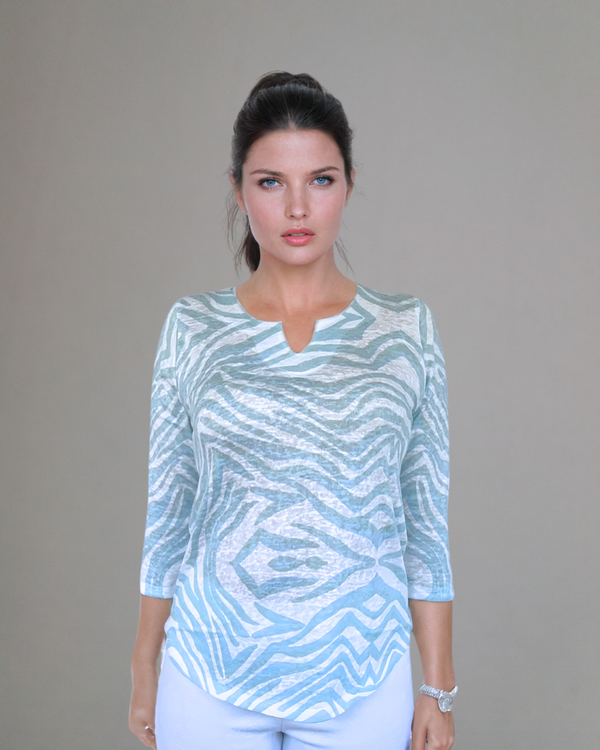 LN Tunic 2 light blue zebra